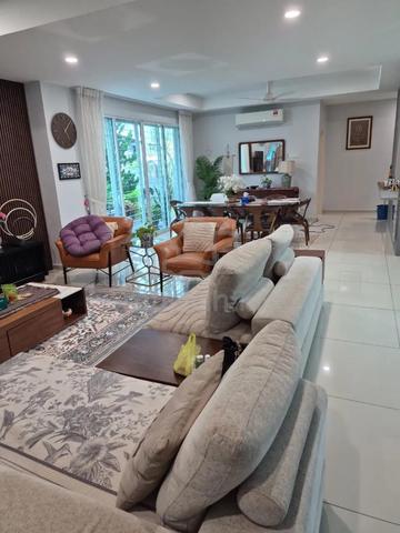 Bungalow For Sale, Taman Vista Kirana, Ayer Keroh, Melaka 1