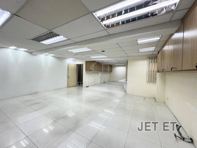 4 Sty Bukit Tinggi 1 Klang, 3rd Floor Shop Office for sale, RENOVATED 1