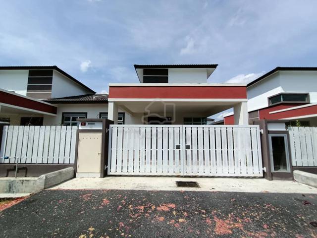 Semi D Full Loan Taman Merbau Perdana Bera 1