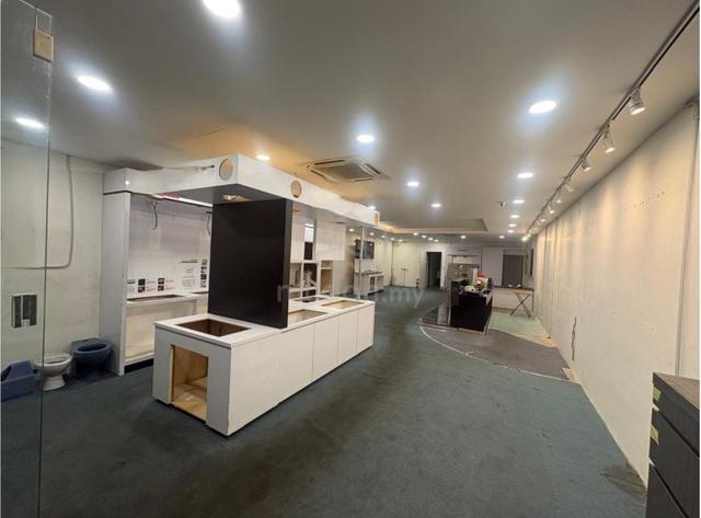 Hot Location Skudai @ Impian Emas Ground Floor Shop Lot 1