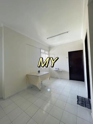 Desa Bayan Apartment 4