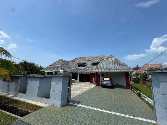 Bungalow (Modern Grey-Themed) /Fully Furnished/Port Dickson 1