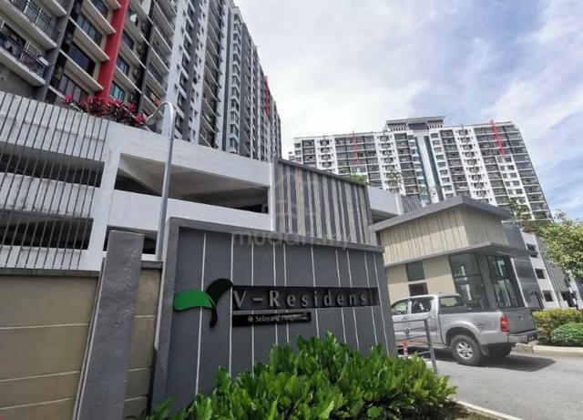 Room for Muslim Female, Selayang Height  1