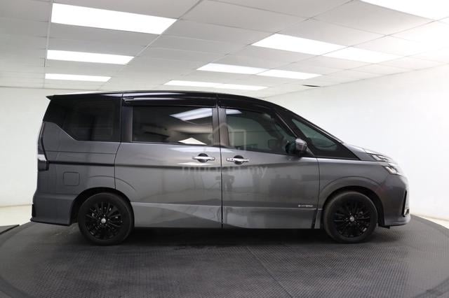 2023 Nissan SERENA 2.0 S-HYBRID PREMIUM HIGHWAY - 4