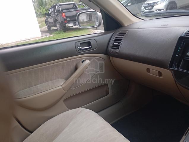 2004 Honda CIVIC 1.7 VTEC (A) - 5