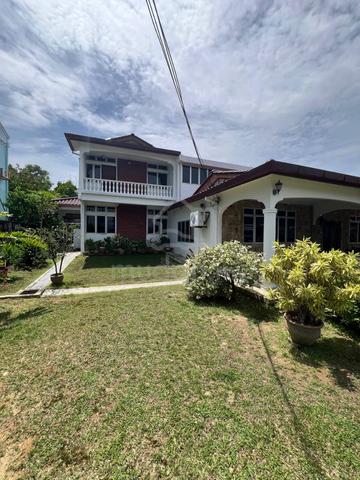 Double Storey BUNGALOW, Taman Paroi Jaya 1