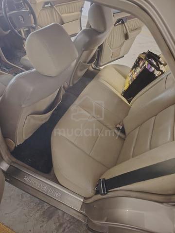 1995 Mercedes Benz 220E 2.2 W124 (A) - 4