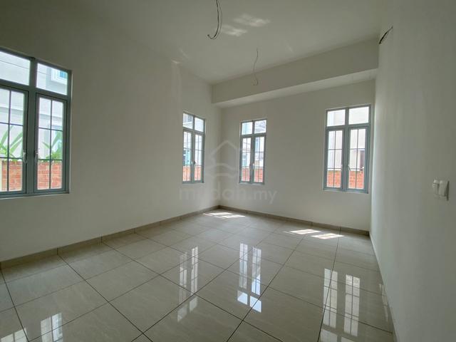 Straits Courtyard 3 storey bungalow CORNER Unit For Sale 5