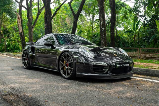2014 Porsche 911 TURBO S 3.8 - 1