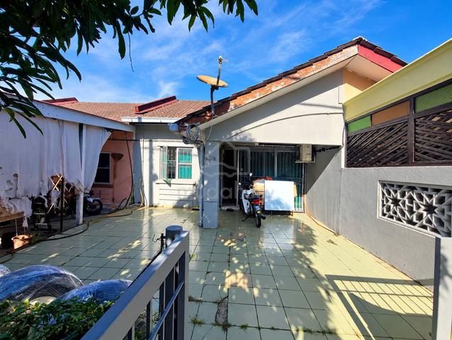 Single Storey Terrace Seksyen 3 Bandar Bukit Mahkota 1