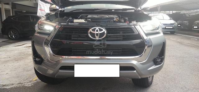 2025 Toyota HILUX 2.4 V SPEC (A) FSR 2K KM W-2030 - 3