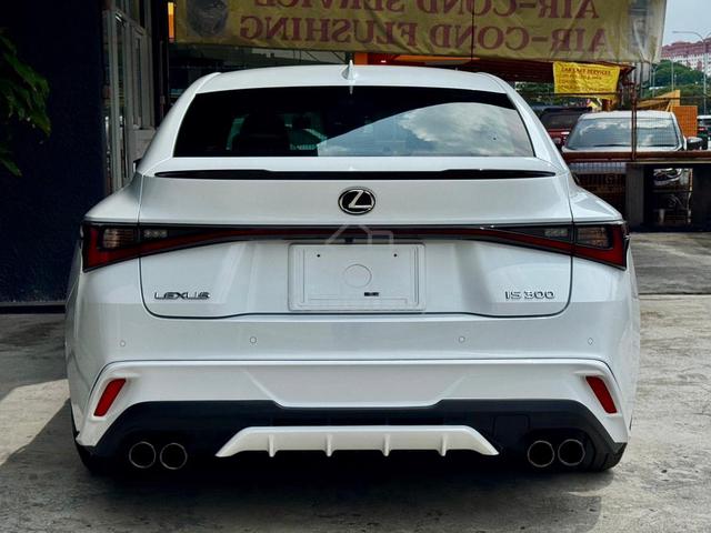 2022 Lexus IS300 F-SPORT 2.0-TRD BDYKIT,ORANGE CLP - 4