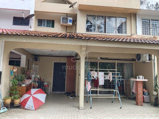 Sri Petaling 2 Storey Landed, 4 Bedrooms 3 Bathrooms, 1