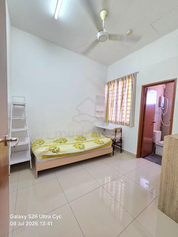 Room- attached bathroom inDouble storey house -Puchong Taman Kinrara 1