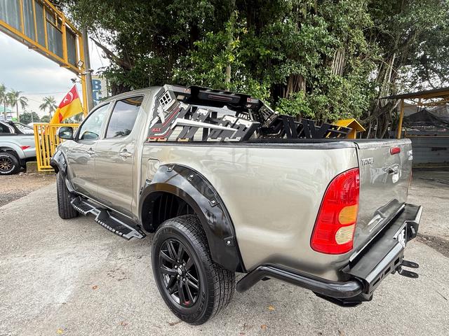 2009 Toyota HILUX 2.5 G DUAL CAB (M) Buy and driv - 4