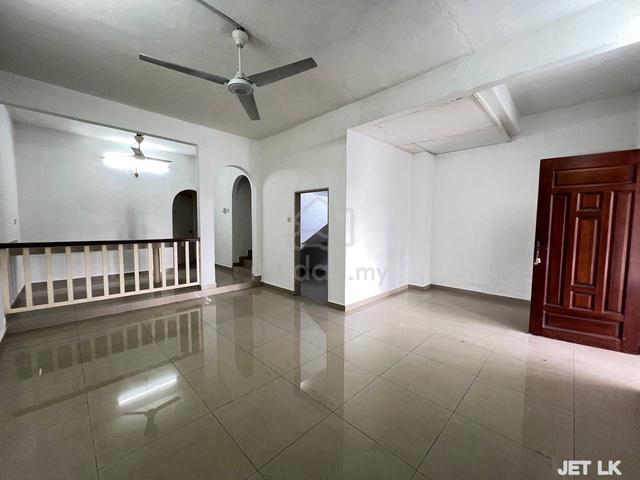 Double Storey @ Jalan Kapar (Behind Bomba) Tip Top Condition. 1