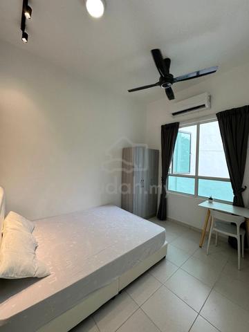 (Room for Rent) Middle Room @ Bayan Lepas 1