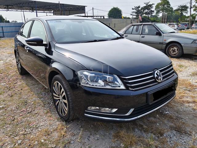 2014 CASH OTR Volkswagen PASSAT 1.8 TSI PADLESHIFT - 1