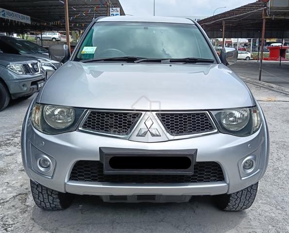 *13 Mitsubishi TRITON 2.5 VGT (A) 4X4 1OWNER - 5