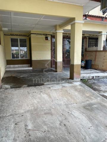2 storey house for rent in Bdr Seri Ehsan Sepang 1
