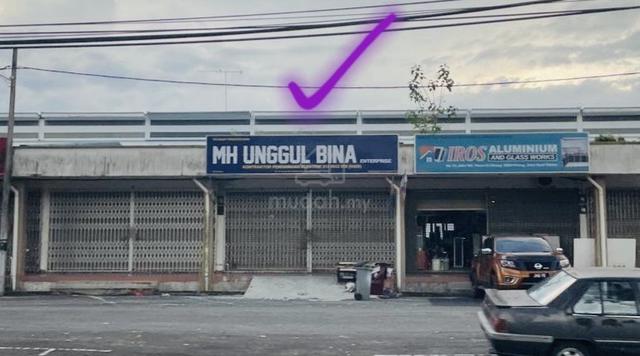 Single storey Shop lot@Taman sri kluang 1