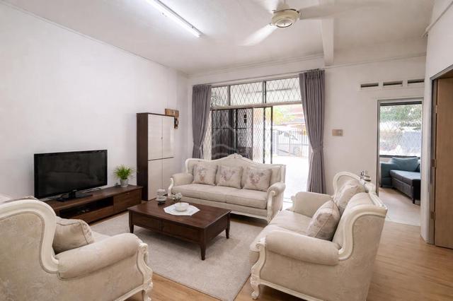 Cheap , Sri Tebrau , Double Storey , JB Town , Taman Sentosa , Pelangi 1