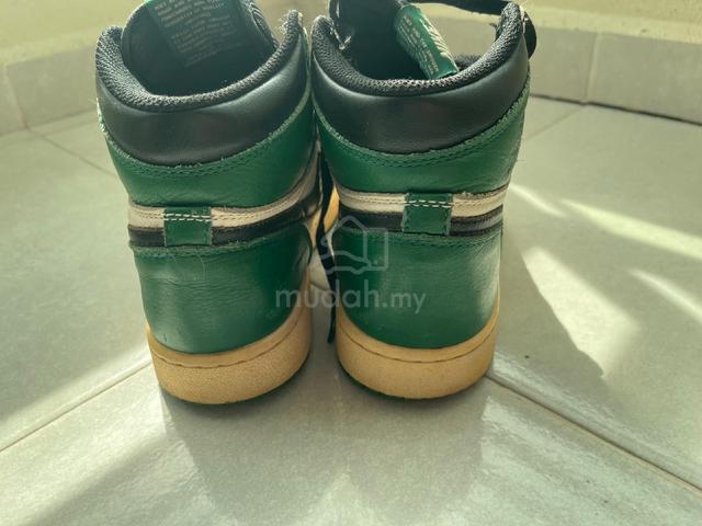 Nike Air Jordan 1 Retro High OG "Pine Green" - photo 3 of 6