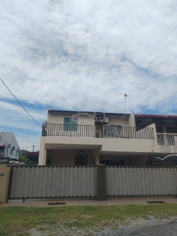 room for rent at Teluk Intan 1