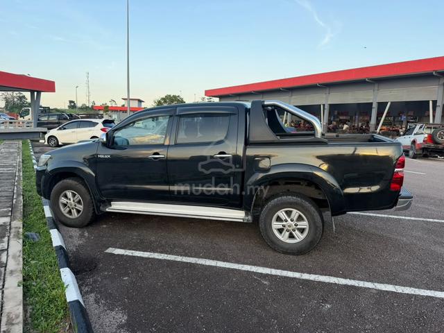 2013 Toyota HILUX 2.5 G VNT FACELIFT (A) - 5