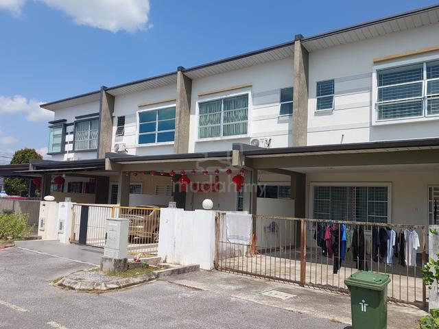 Double Storey Terrace at Landeh, Kuching 1