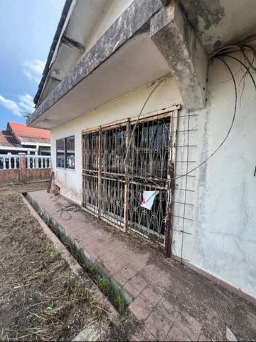 Cheap / Full Loan / Taman Mutiara @ Ulu Tiram/ 1 sty Semi D / Big lan 1