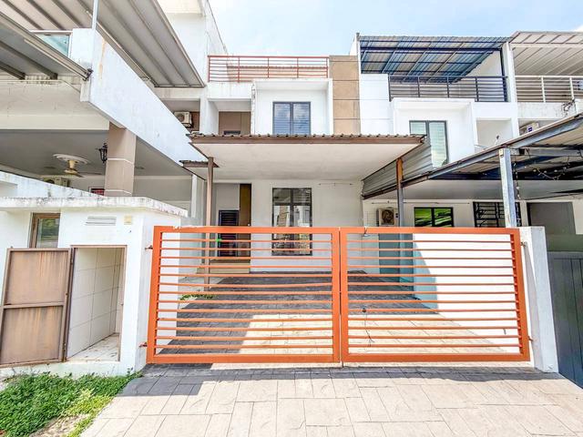 FREEHOLD 3 STOREY 🔥 Terrace Bayan Parkhomes Batang Kali Selangor 1