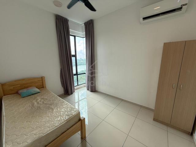 Marina Residence 4