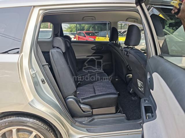 2013 Toyota WISH 1.8 (AUTO) - 5