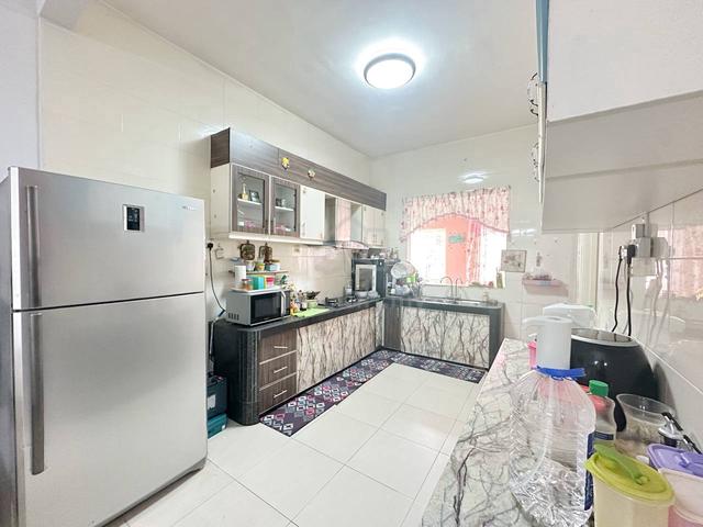 Well Kept Double Storey Terrace Taman Puchong Prima Puchong 3