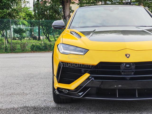FULL CARBON 2023 Lamborghini URUS 4.0 PERFORMANTE - 4