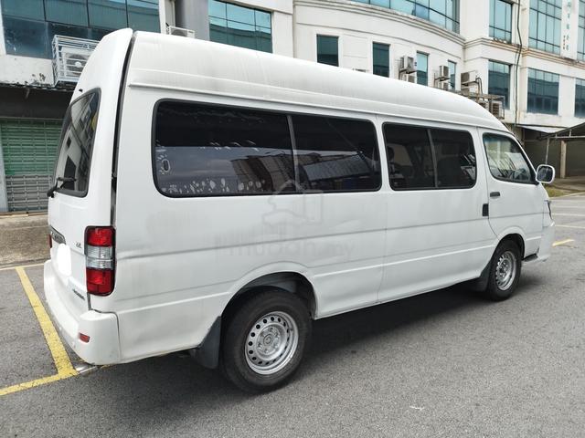 2010 Shenyang Brilliance JINBEI 2.2 (M) Window Van - 3