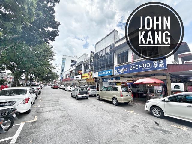 Commercial Space, Level 1, Facing Main Road, 760sf, Rare in market 1