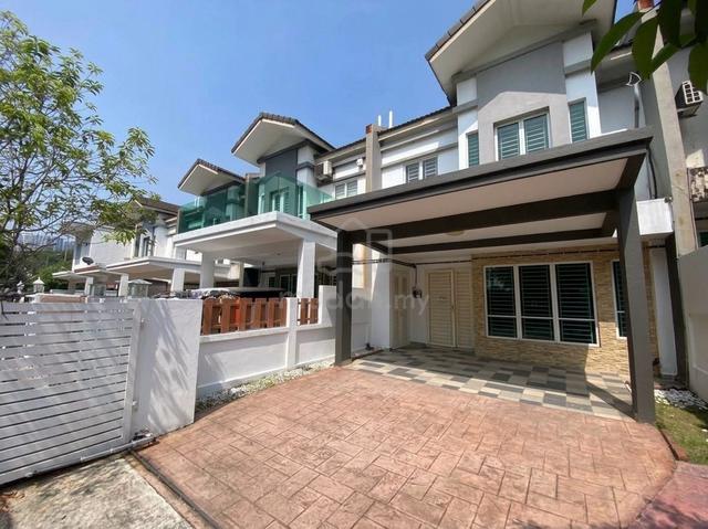 FACING OPEN | Double Storey Jalan Suakasih Bandar Tun Hussein Onn 1
