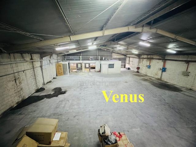 200 amp 1.5 terrace Mak Mandin factory warehouse Butterworth 1