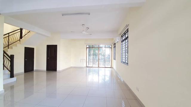 Bandar Dato Onn Double Storey Link House 26 x 70 full loan Unit 2