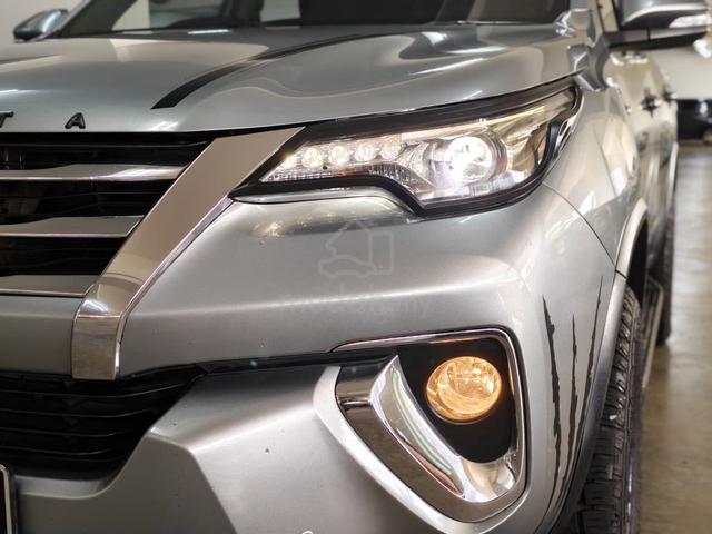 2016 Toyota FORTUNER 2.7 SRZ FULL SVC RCD PWR BOOT - 3