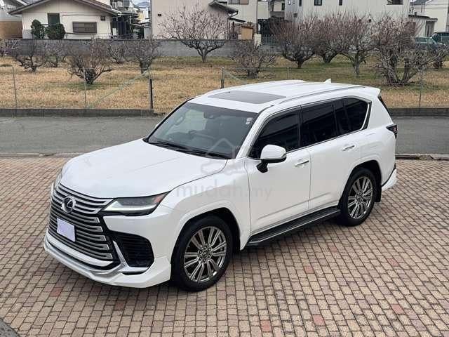 2022 Lexus LX600 EXECUTIVE BLACK INTERIOR - 1