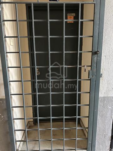 Casa Ria Apartment, Bandar Country Homes 1