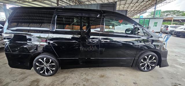 Full Modellista Toyota VELLFIRE 2.4 GOLDEN EYES - 4