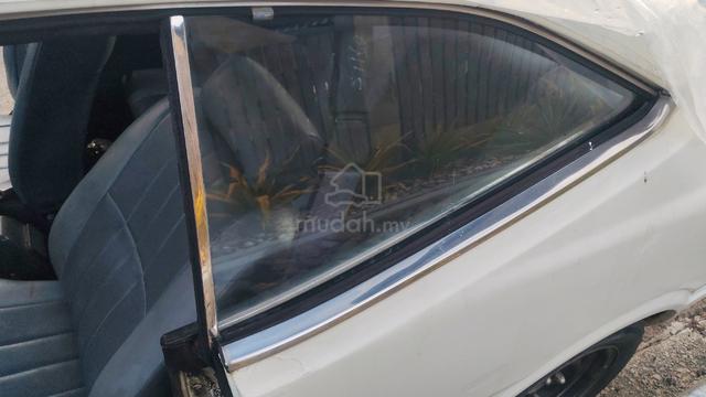 Toyota corolla KE35 H/top for parts only. - 2