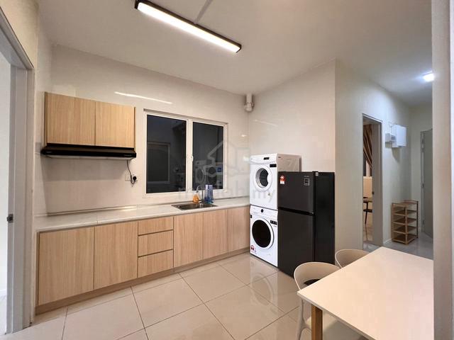 N801Female Unit With Private Bathroom Near Help Uni Fully Furnish New 5