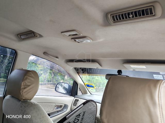 2011 Toyota INNOVA 2.0 E FACELIFT (M) - 4