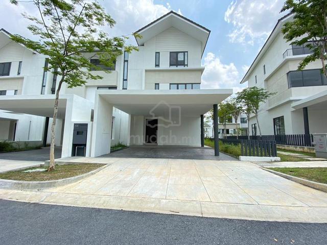 3sty End Lot extra land Terrace House, Rawang, Kota Emerald 1