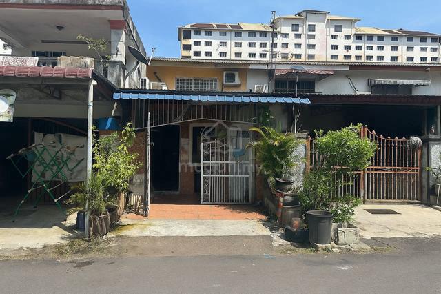 2 FACING OPEN🔥 2 Storey Low Cost Pandamaran Jaya Klang 1